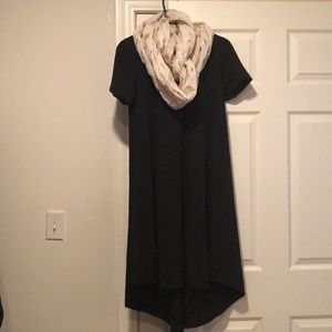 NWT Lularoe solid black carly